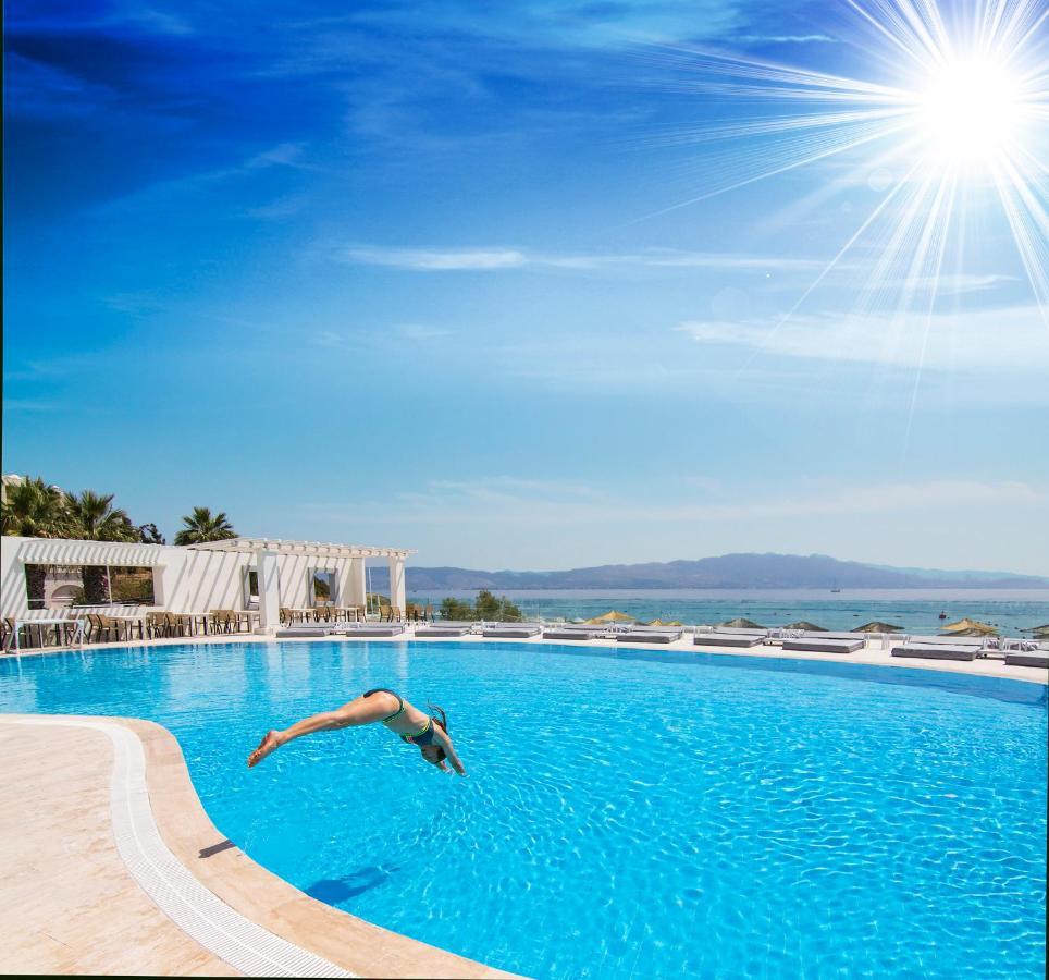 Charm Beach Hotel Akyarlar Exterior photo
